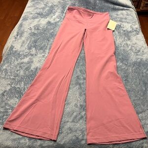 Lululemon Groove SHR Flare Pant Nulu